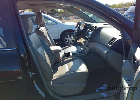 2013 Toyota Highlander Se V6 из США, поврежденный, VIN 5TDBK3EH3DS265436